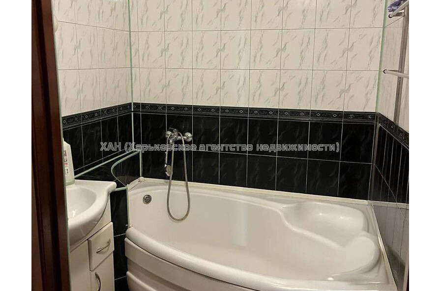 Продам квартиру, Полевая ул., Слободской район , 3 кім., 70 м², капитальный ремонт 