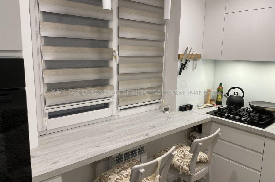 Продам квартиру, Баварский пер. , 1  ком., 33 м², евроремонт 