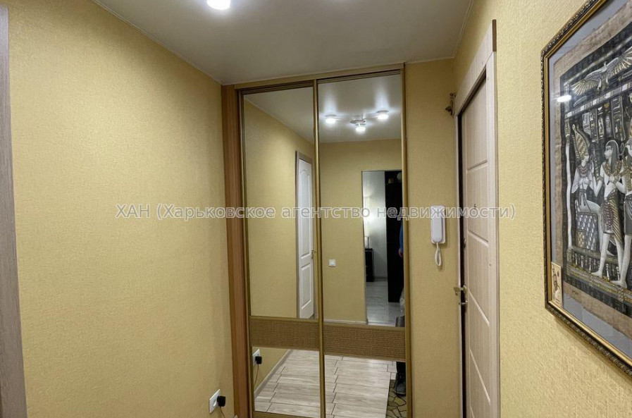 Продам квартиру, Баварский пер. , 1  ком., 33 м², евроремонт 