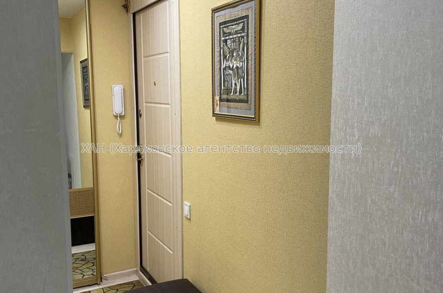 Продам квартиру, Баварский пер. , 1  ком., 33 м², евроремонт 