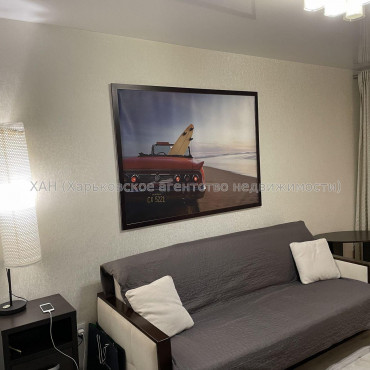 Продам квартиру, Баварский пер. , 1  ком., 33 м², евроремонт 