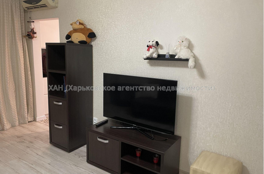 Продам квартиру, Баварский пер. , 1  ком., 33 м², евроремонт 