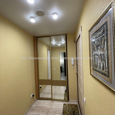 Продам квартиру, Баварский пер. , 1  ком., 33 м², евроремонт 