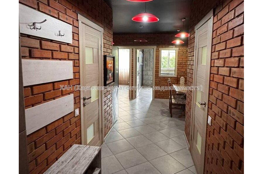 Продам квартиру, Новоалександровская ул. , 2 кім., 56 м², евроремонт 