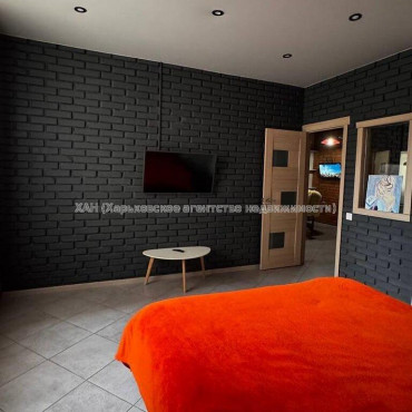 Продам квартиру, Новоалександровская ул. , 2 кім., 56 м², евроремонт 