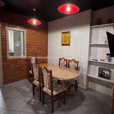 Продам квартиру, Новоалександровская ул. , 2 кім., 56 м², евроремонт 