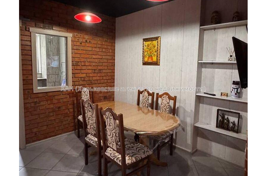 Продам квартиру, Новоалександровская ул. , 2 кім., 56 м², евроремонт 