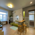 Продам квартиру, Алчевских ул. , 1 кім., 24 м², авторский дизайн 