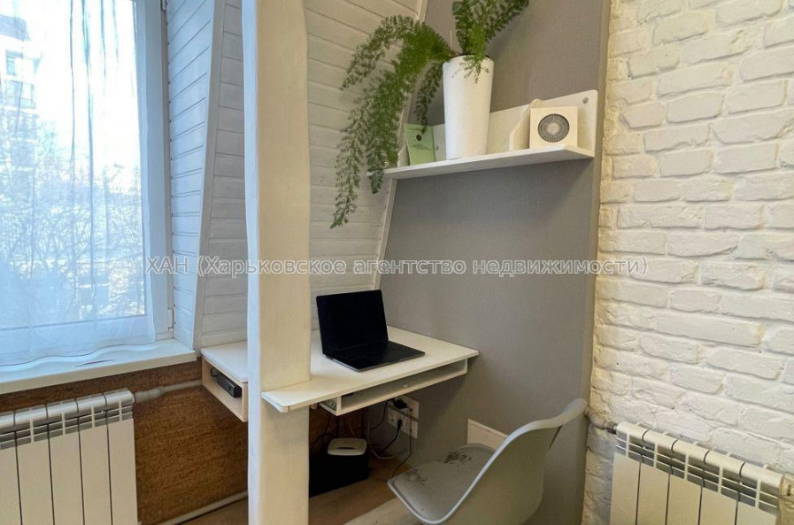 Продам квартиру, Алчевских ул. , 1 кім., 24 м², авторский дизайн 