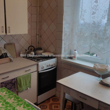 Продам квартиру, Жуковского просп. , 2 кім., 47 м², косметический ремонт 