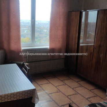 Продам квартиру, Жуковского просп. , 2 кім., 47 м², косметический ремонт 