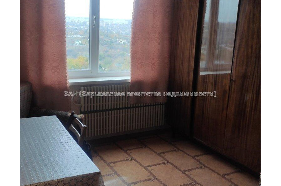 Продам квартиру, Жуковского просп. , 2 кім., 47 м², косметический ремонт 