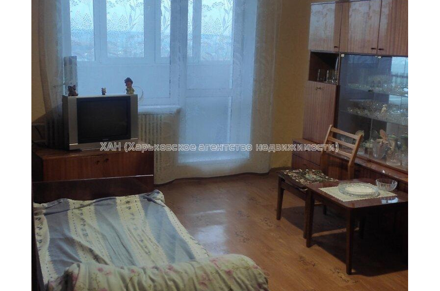 Продам квартиру, Жуковского просп. , 2 кім., 47 м², косметический ремонт 