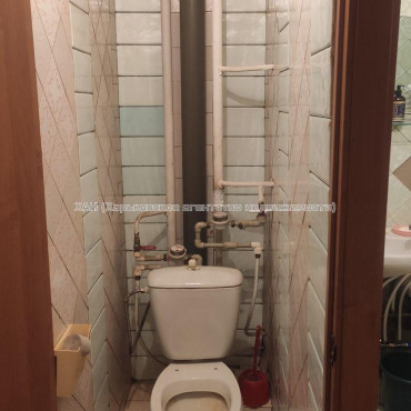 Продам квартиру, Жуковского просп. , 2 кім., 47 м², косметический ремонт 