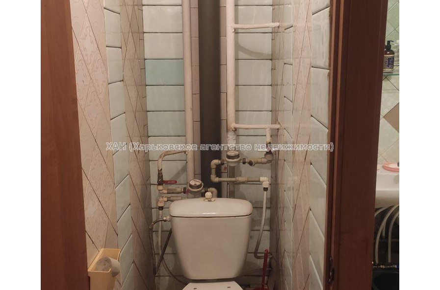 Продам квартиру, Жуковского просп. , 2 кім., 47 м², косметический ремонт 