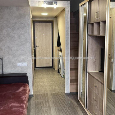 Продам квартиру, Шевченковский пер. , 1  ком., 18.50 м², евроремонт 