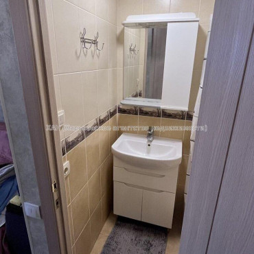 Продам квартиру, Шевченковский пер. , 1  ком., 18.50 м², евроремонт 