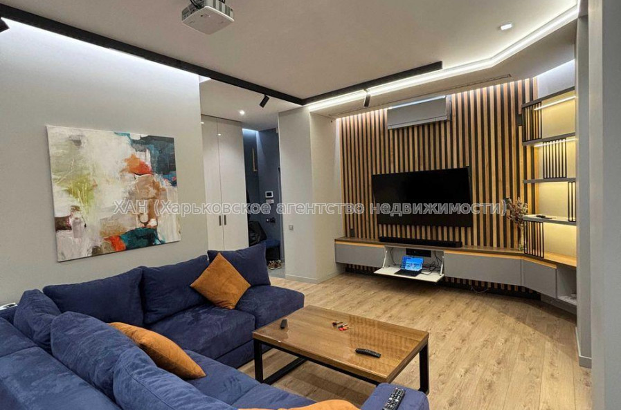 Продам квартиру, Клочковская ул. , 3  ком., 106 м², авторский дизайн 