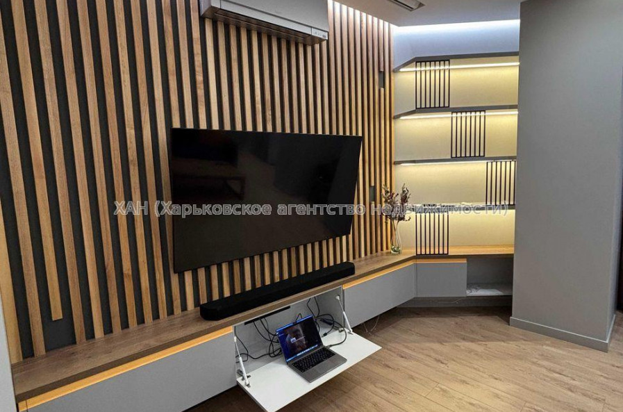 Продам квартиру, Клочковская ул. , 3  ком., 106 м², авторский дизайн 