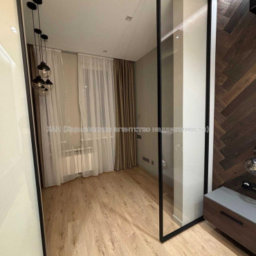 Продам квартиру, Клочковская ул. , 3  ком., 106 м², авторский дизайн 