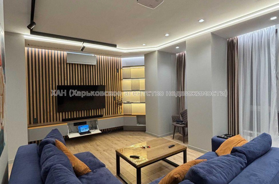 Продам квартиру, Клочковская ул. , 3  ком., 106 м², авторский дизайн 