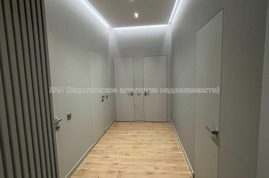 Продам квартиру, Клочковская ул. , 3  ком., 106 м², авторский дизайн 