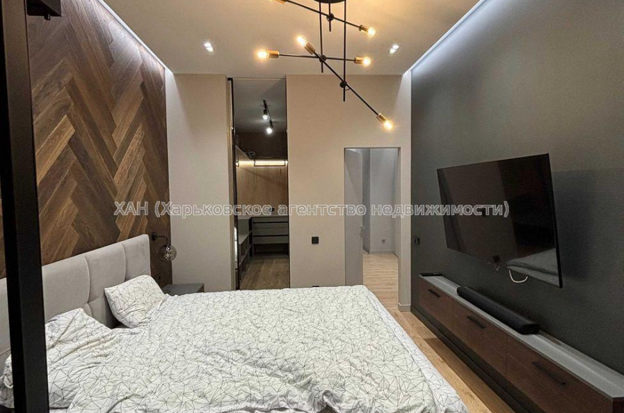 Продам квартиру, Клочковская ул. , 3  ком., 106 м², авторский дизайн 