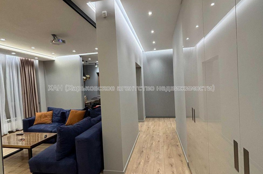 Продам квартиру, Клочковская ул. , 3  ком., 106 м², авторский дизайн 