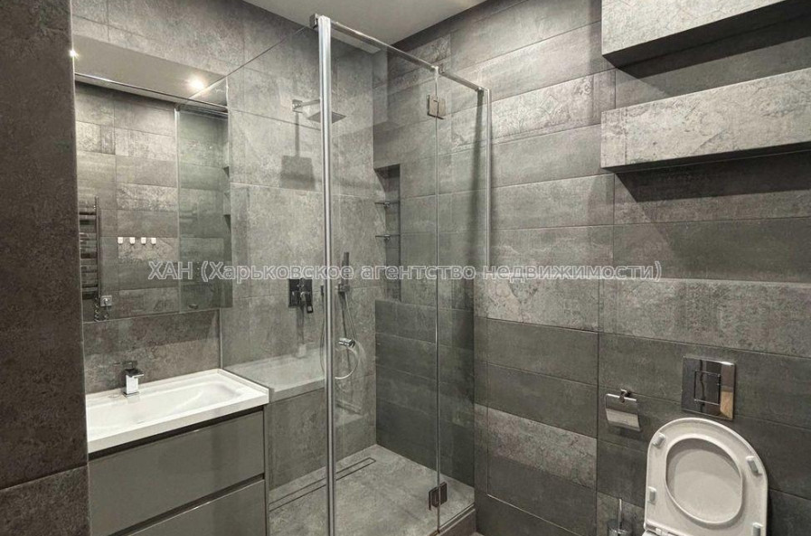 Продам квартиру, Клочковская ул. , 3  ком., 106 м², авторский дизайн 