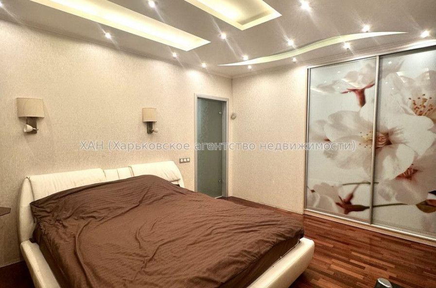 Продам квартиру, Петра Григоренко пр-т , 2  ком., 71 м², евроремонт 