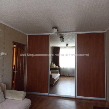 Продам квартиру, Гвардейцев Широнинцев ул. , 2 кім., 45.60 м², советский ремонт 
