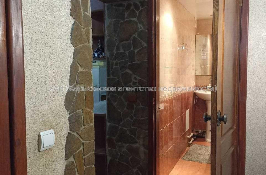 Продам квартиру, Гвардейцев Широнинцев ул. , 2 кім., 45.60 м², советский ремонт 