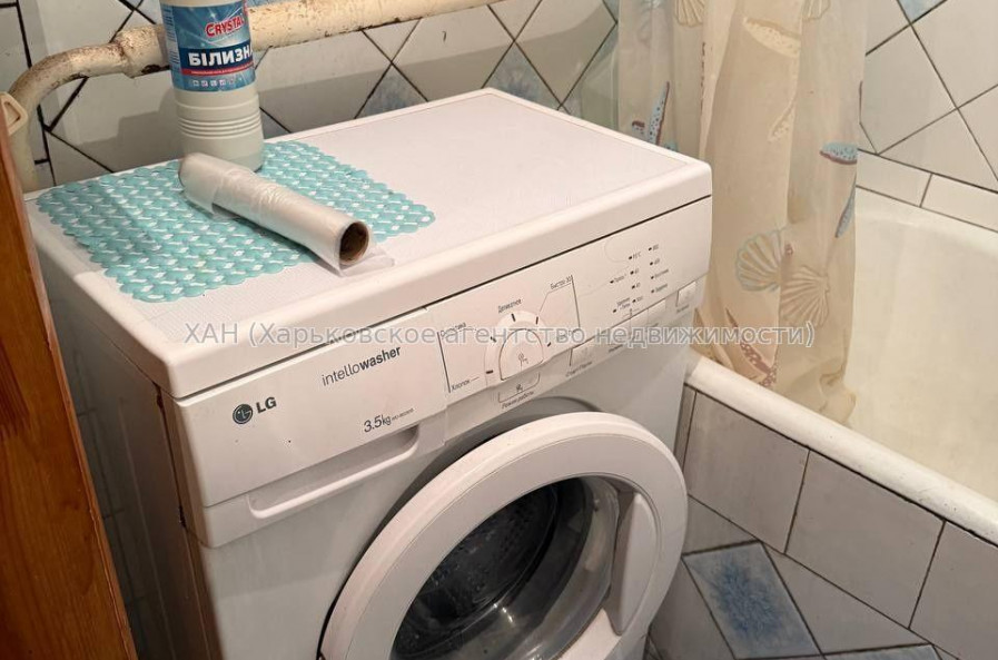 Продам квартиру, Каденюка ул. , 2  ком., 60 м², косметический ремонт 