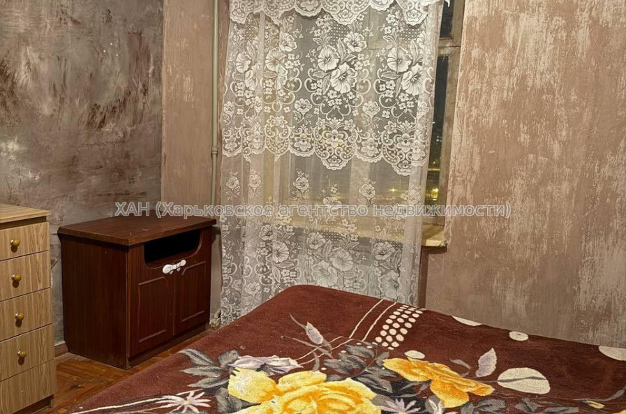 Продам квартиру, Каденюка ул. , 2  ком., 60 м², косметический ремонт 