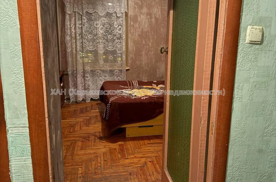 Продам квартиру, Каденюка ул. , 2  ком., 60 м², косметический ремонт 