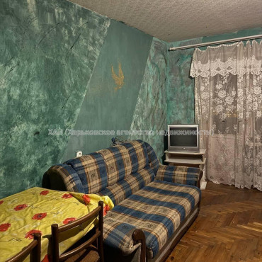 Продам квартиру, Каденюка ул. , 2  ком., 60 м², косметический ремонт 