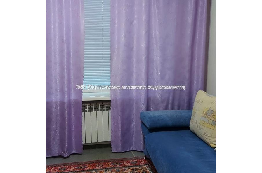 Продам квартиру, Владислава Зубенко ул. , 1 кім., 26 м², капитальный ремонт 