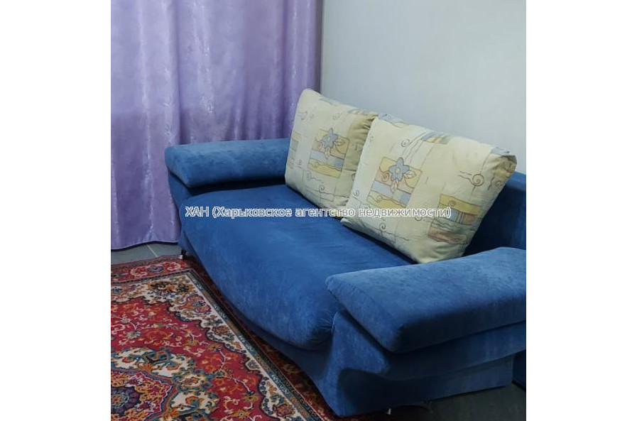 Продам квартиру, Владислава Зубенко ул. , 1 кім., 26 м², капитальный ремонт 