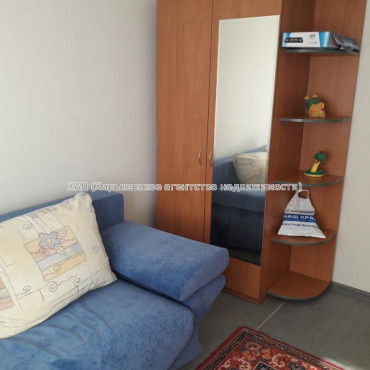 Продам квартиру, Владислава Зубенко ул. , 1 кім., 26 м², капитальный ремонт 