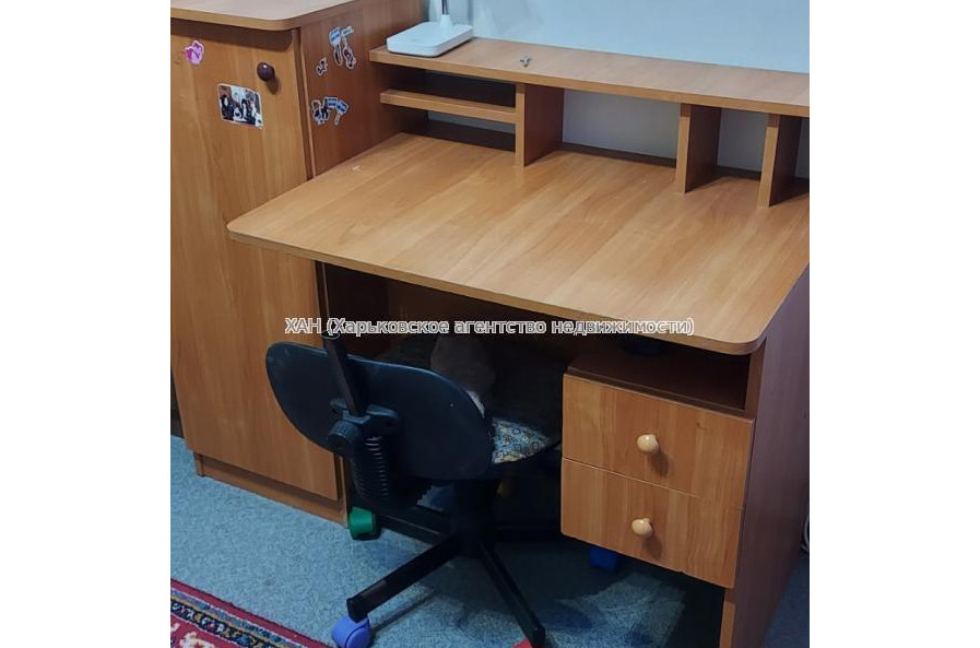 Продам квартиру, Владислава Зубенко ул. , 1 кім., 26 м², капитальный ремонт 