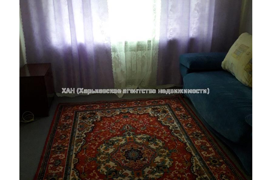 Продам квартиру, Владислава Зубенко ул. , 1 кім., 26 м², капитальный ремонт 