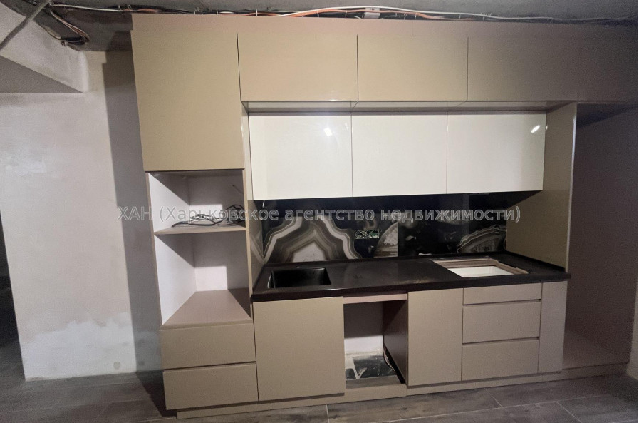 Продам квартиру, Профессорская ул. , 1 кім., 46 м², без ремонта 