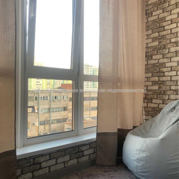 Продам квартиру, Клочковская ул. , 3  ком., 68 м², авторский дизайн 