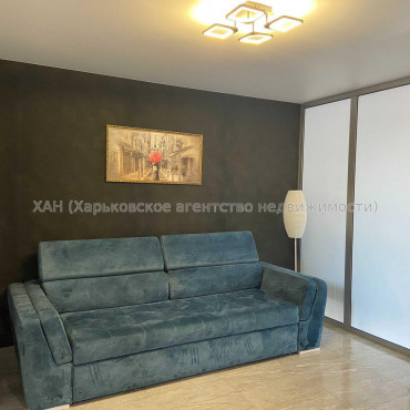 Продам квартиру, Клочковская ул. , 3  ком., 68 м², авторский дизайн 