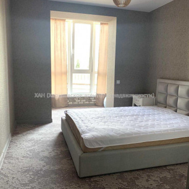 Продам квартиру, Клочковская ул. , 3  ком., 68 м², авторский дизайн 
