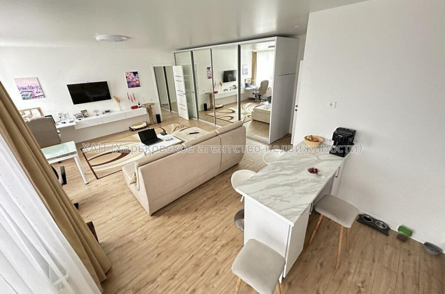 Продам квартиру, Шевченковский пер. , 2  ком., 60 м², евроремонт 