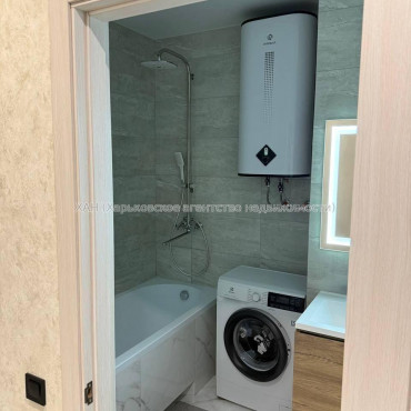 Продам квартиру, Полтавский Шлях ул. , 1 кім., 54 м², авторский дизайн 