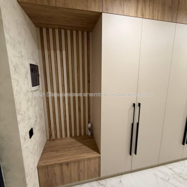 Продам квартиру, Полтавский Шлях ул. , 1 кім., 54 м², авторский дизайн 