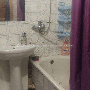 Продам квартиру, Людвига Свободы просп. , 2  ком., 44.70 м², косметический ремонт 