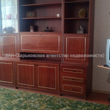 Продам квартиру, Людвига Свободы просп. , 2  ком., 44.70 м², косметический ремонт 